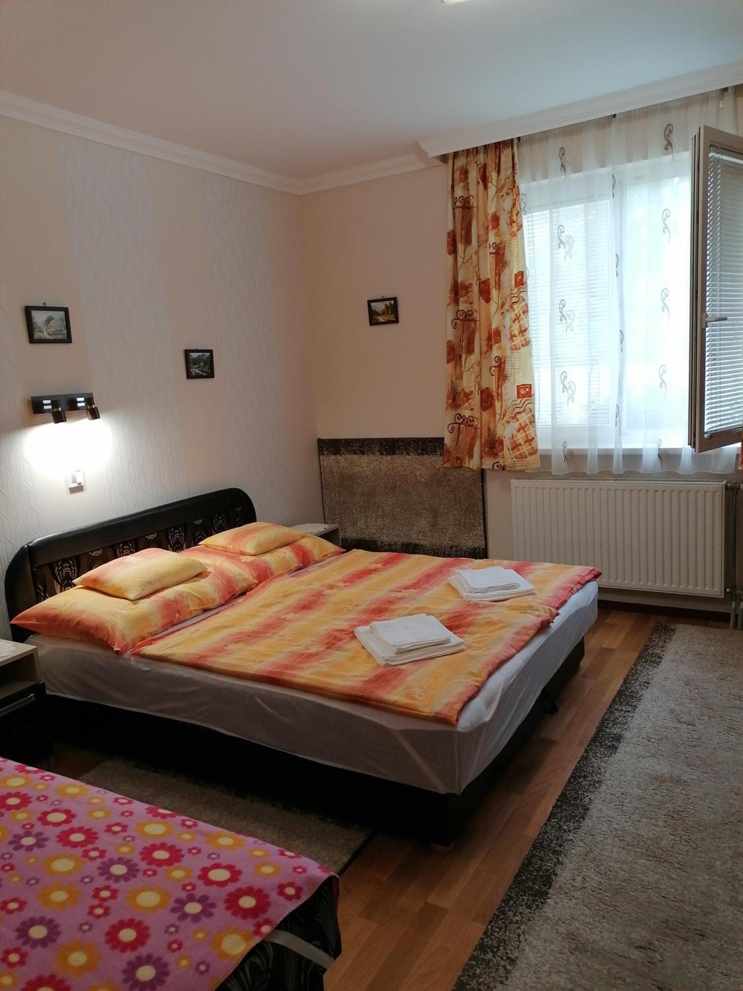 Kaktuszvirag Apartmanhaz Hajdúszoboszló المظهر الخارجي الصورة