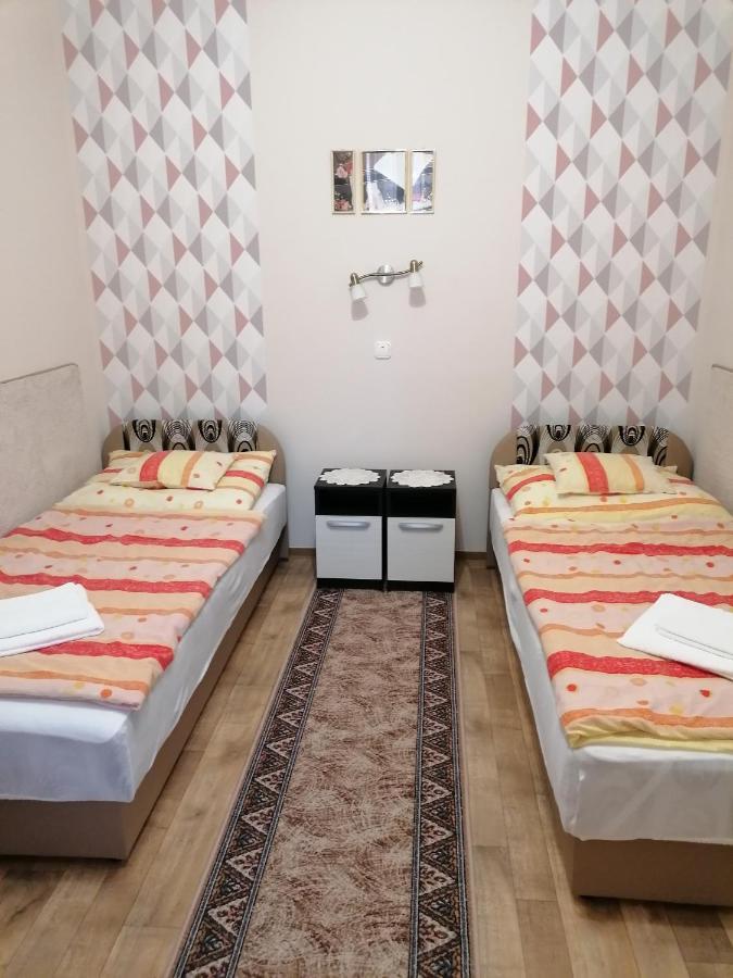 Kaktuszvirag Apartmanhaz Hajdúszoboszló المظهر الخارجي الصورة