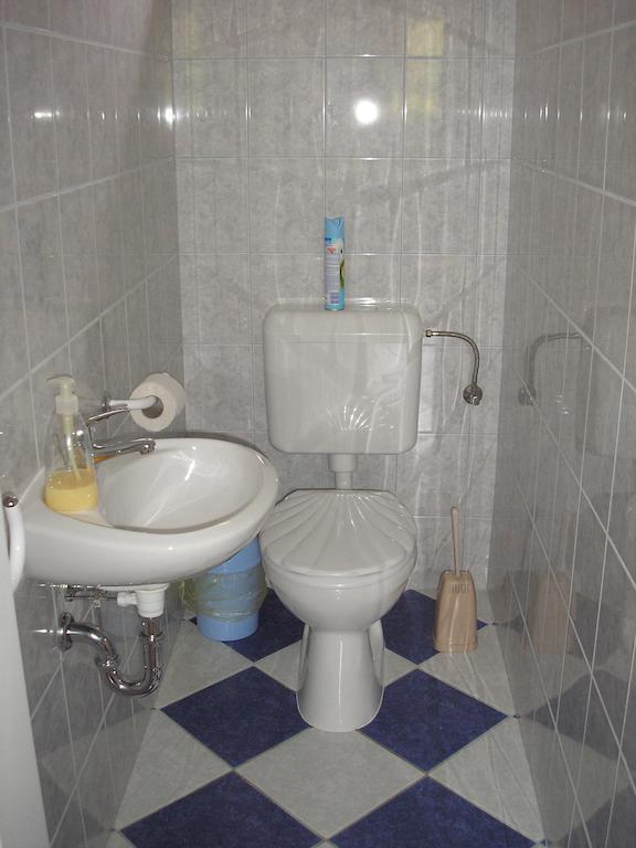 Kaktuszvirag Apartmanhaz Hajdúszoboszló الغرفة الصورة